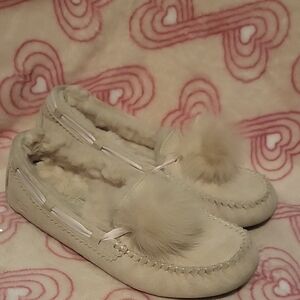 UGG Blush Pink Pom-Pom Women's Moccasin Slippers